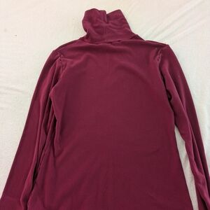 Women's Long Sleeve Burgundy Top
